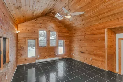 8 Putnam St, Springfield, MA 01109 - Photo 29