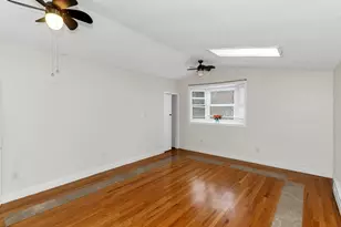 8 Putnam St, Springfield, MA 01109 - Photo 21