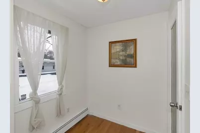 8 Putnam St, Springfield, MA 01109 - Photo 27