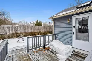 8 Putnam St, Springfield, MA 01109 - Photo 37