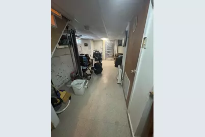 158 Bowles St, Springfield, MA 01109 - Photo 17