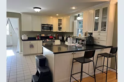 14 Rockland St, Newton, MA 02461 - Photo 11