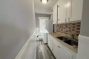 8 Summerhill Ave, Worcester, MA 01606 - Photo 5