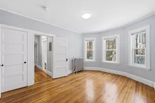 111 Dustin St, Boston, MA 02135 - Photo 17