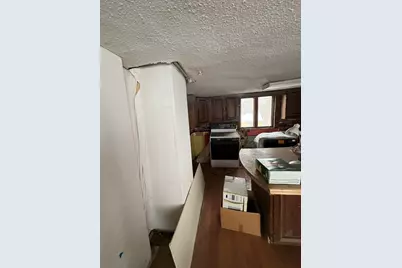 13 Basket St, Huntington, MA 01050 - Photo 9