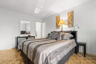 33 Pond Ave #603, Brookline, MA 02445 - Photo 17