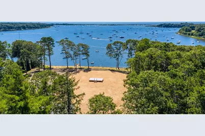 135 Putnam Avenue, Barnstable, MA 02635 - Photo 15