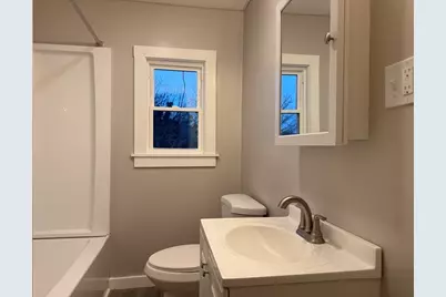 65 Mount Pleasant Street, New Bedford, MA 02740 - Photo 9