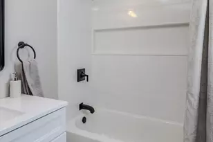 172 Belmont Ave, Springfield, MA 01108 - Photo 11