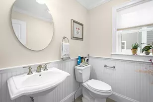 80 Pleasant St, Medfield, MA 02052 - Photo 17