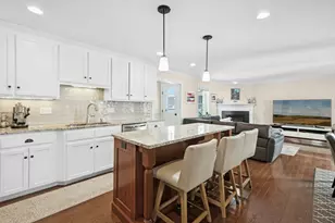 80 Pleasant St, Medfield, MA 02052 - Photo 9