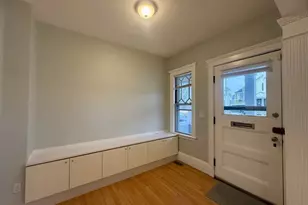 172 Maplewood, Watertown, MA 02472 - Photo 3