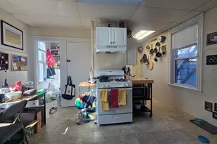 20 Mossland St, Somerville, MA 02144 - Photo 5