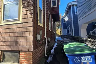 20 Mossland St, Somerville, MA 02144 - Photo 11