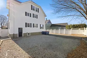 12 North St, Fairhaven, MA 02719 - Photo 3