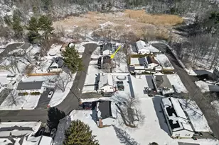 15 Robin Ln, Lowell, MA 01854 - Photo 41