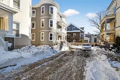 8 Sumner Square, Boston, MA 02125 - Photo 11