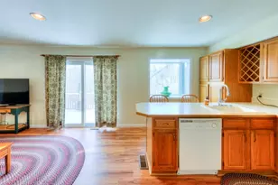 65 Brookdale Cir, Shrewsbury, MA 01545 - Photo 9