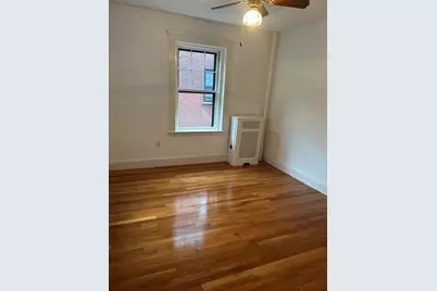 36 Linnaean St #8, Cambridge, MA 02138 - Photo 5