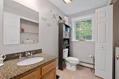 87 Red Fox Blvd, Southbridge, MA 01550 - Photo 9