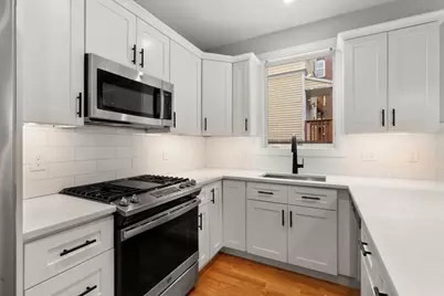 123-125 Centre St #TH6, Boston, MA 02124 - Photo 19