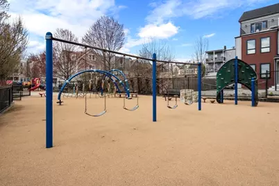 123-125 Centre St #TH6, Boston, MA 02124 - Photo 33