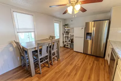 14 Warnock St, Lowell, MA 01852 - Photo 3