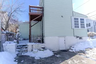 14 Warnock St, Lowell, MA 01852 - Photo 21