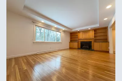 16 Crest Dr, Dover, MA 02030 - Photo 3