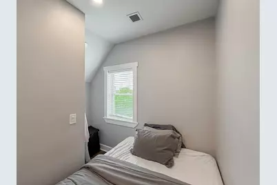 468 Salem #4, Malden, MA 02148 - Photo 13