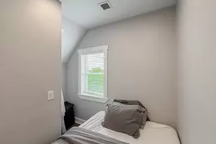 468 Salem, Malden, MA 02148 - Photo 13