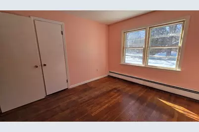 55 Grandview Ave, Worcester, MA 01603 - Photo 11