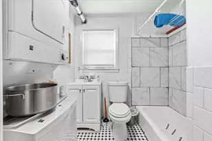 66 Whitcomb St, Webster, MA 01570 - Photo 11