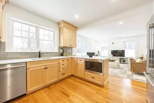 54 South St, Medford, MA 02155 - Photo 15
