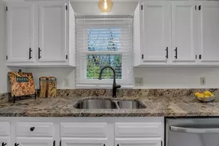 67 Plantation Rd, Oxford, MA 01540 - Photo 9