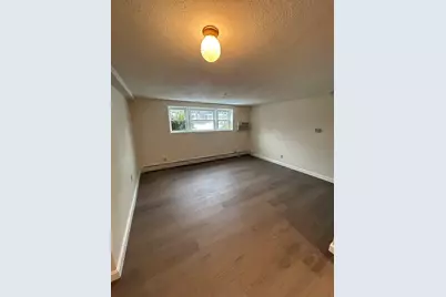 114 Willard St #4, Quincy, MA 02169 - Photo 3