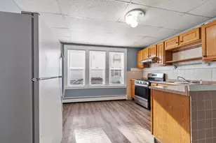 106 School St, Lowell, MA 01854 - Photo 15