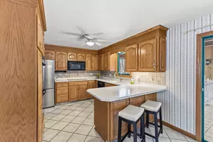 39 Laurelwood Rd, Rutland, MA 01543 - Photo 9