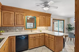 39 Laurelwood Rd, Rutland, MA 01543 - Photo 7