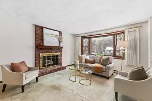 39 Laurelwood Rd, Rutland, MA 01543 - Photo 3