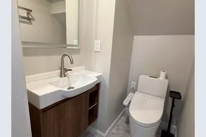 6 Channing St #1, Newton, MA 02458 - Photo 5