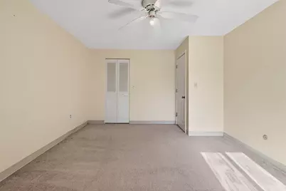 5 Washington St #D4, Reading, MA 01867 - Photo 11