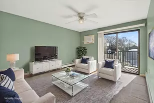 5 Washington St, Reading, MA 01867 - Photo 5