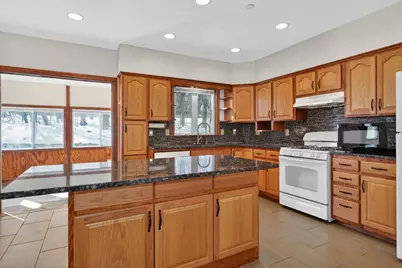1-2-3-4 Glendale Rd, Hudson, MA 01749 - Photo 5