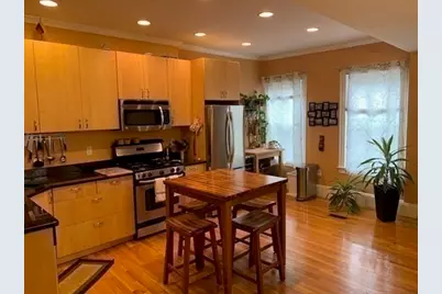 37 Mt Vernon #1R, Boston, MA 02125 - Photo 3
