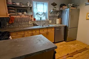 18 Burnside St, Salem, MA 01970 - Photo 5