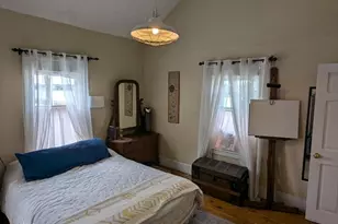 18 Burnside St, Salem, MA 01970 - Photo 9