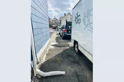 5 Palmer St #1, Worcester, MA 01605 - Photo 9