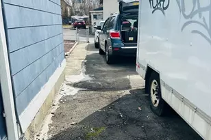 5 Palmer St, Worcester, MA 01605 - Photo 9