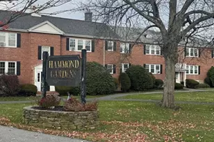 31 Hammond Pond Pkwy, Boston, MA 02467 - Photo 11